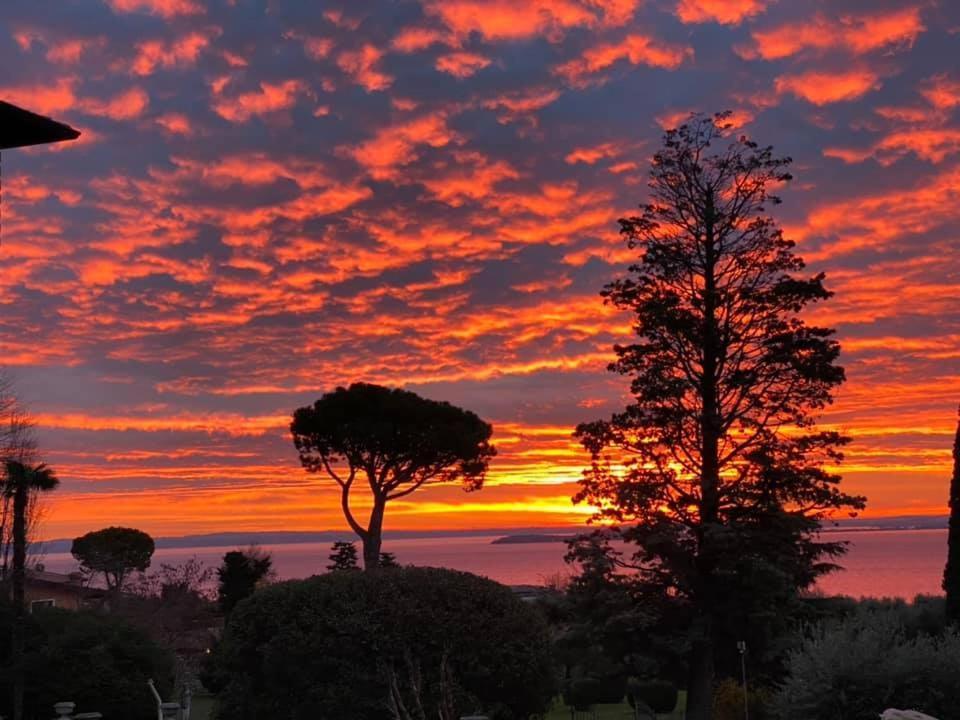Residence Corte Ferrari -Ciao Vacanze- Moniga del Garda Kültér fotó