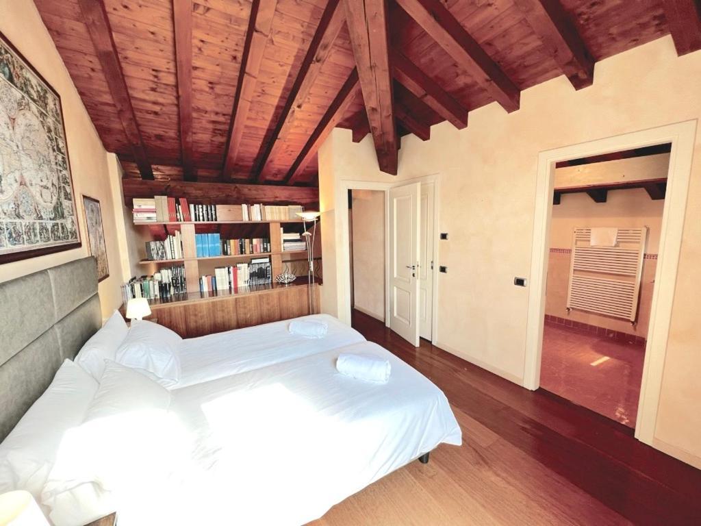 Residence Corte Ferrari -Ciao Vacanze- Moniga del Garda Kültér fotó