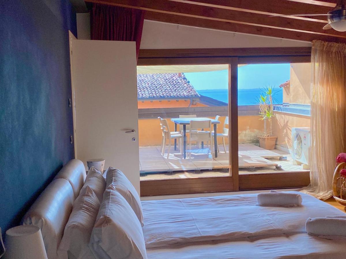 Residence Corte Ferrari -Ciao Vacanze- Moniga del Garda Kültér fotó