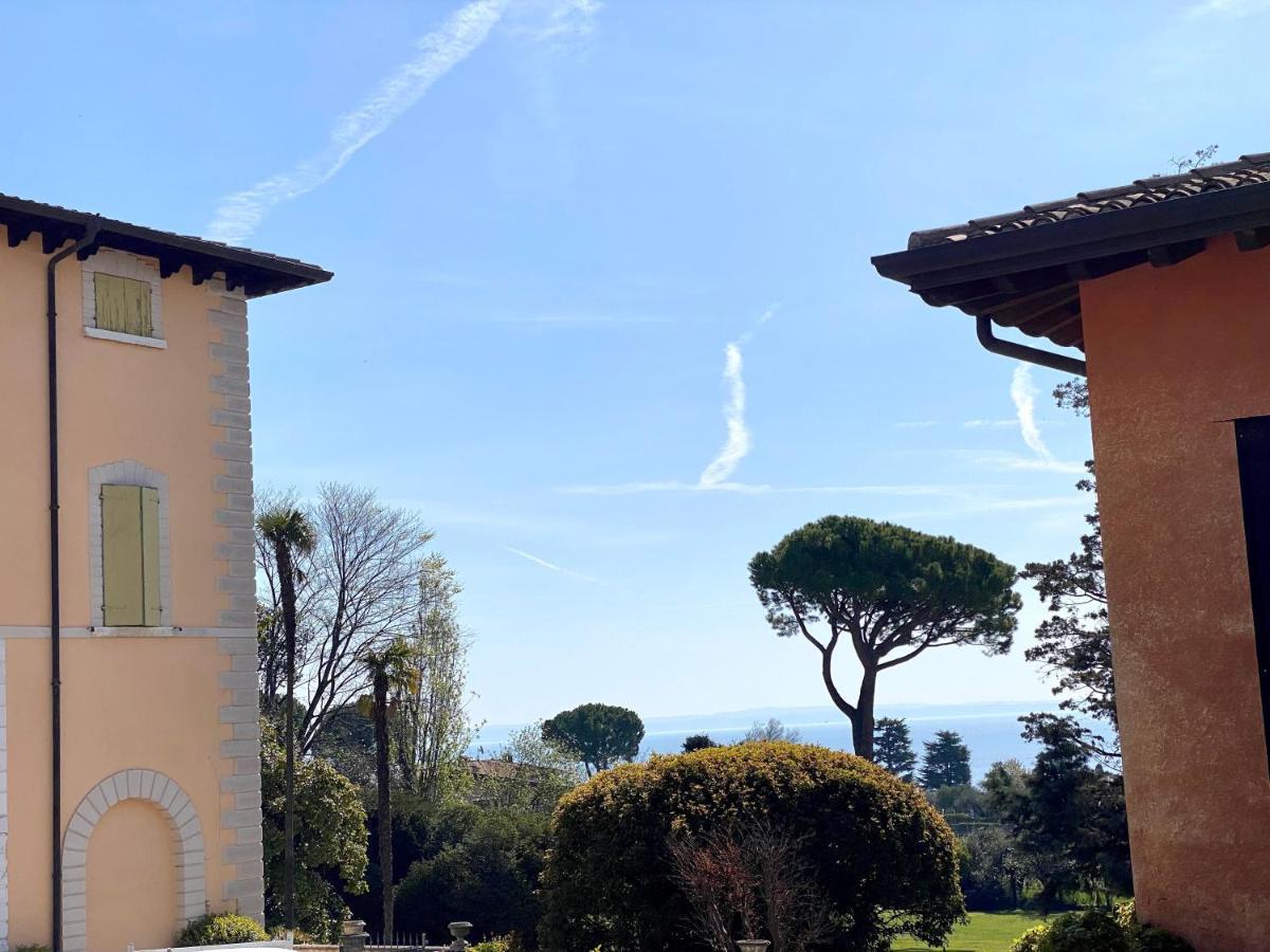 Residence Corte Ferrari -Ciao Vacanze- Moniga del Garda Kültér fotó