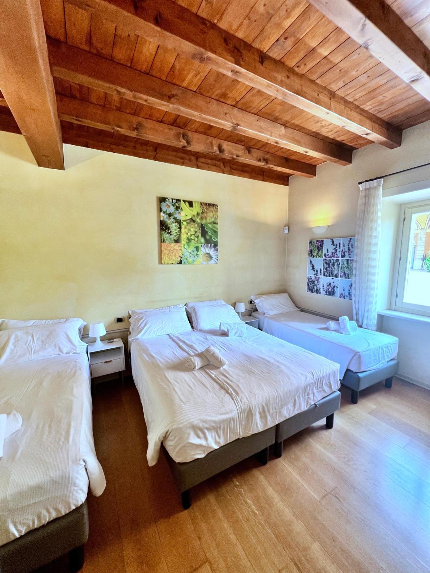 Residence Corte Ferrari -Ciao Vacanze- Moniga del Garda Szoba fotó