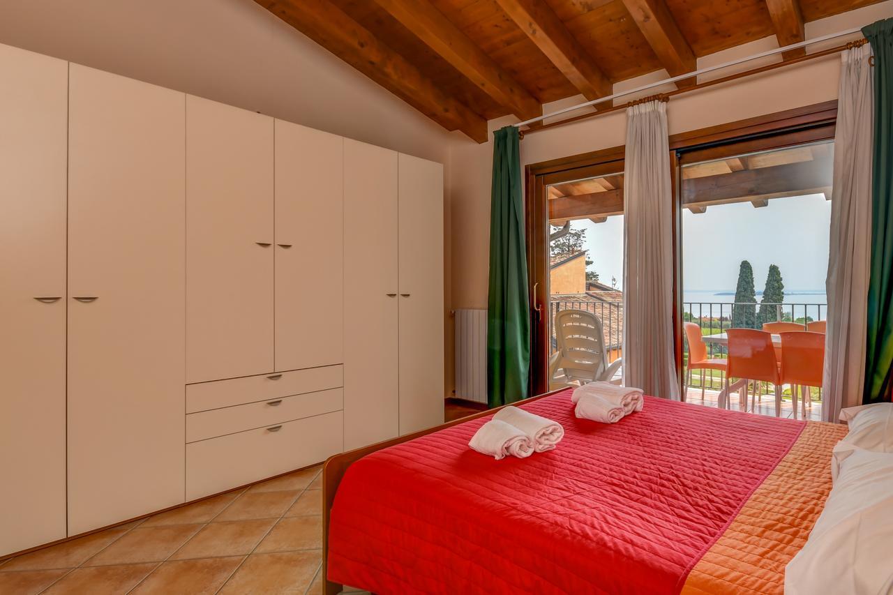 Residence Corte Ferrari -Ciao Vacanze- Moniga del Garda Kültér fotó